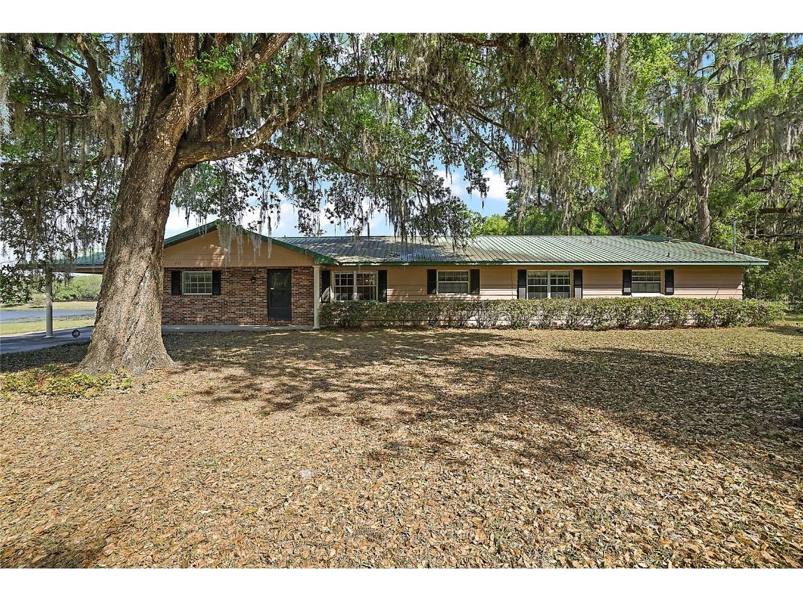 267 E Lady Lake Boulevard Lady Lake FL 32159 - LAKE HERMOSA G5065730 image1