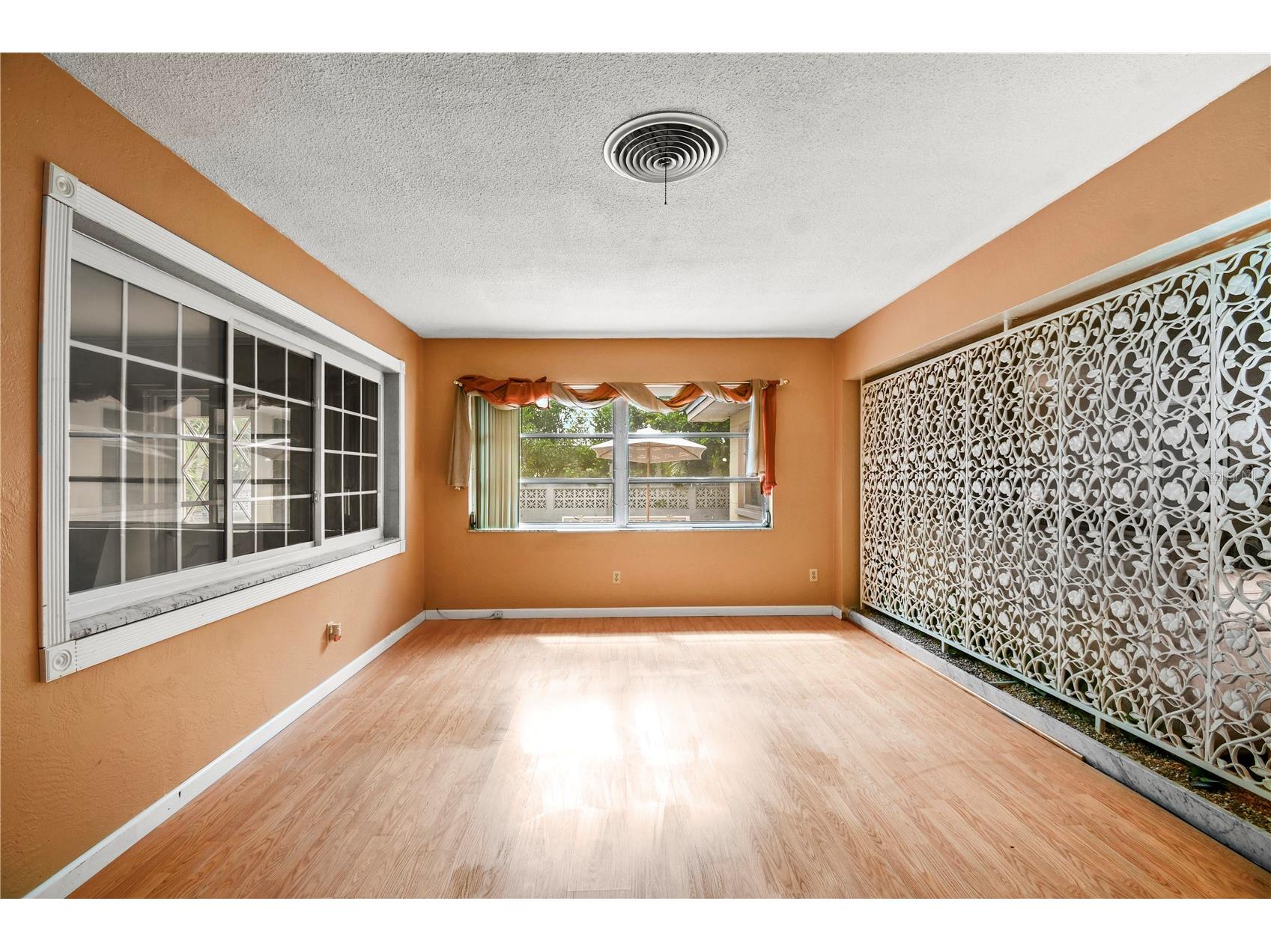 2670 Pinellas Point Drive S Saint Petersburg FL 33712 TB8424324 image47