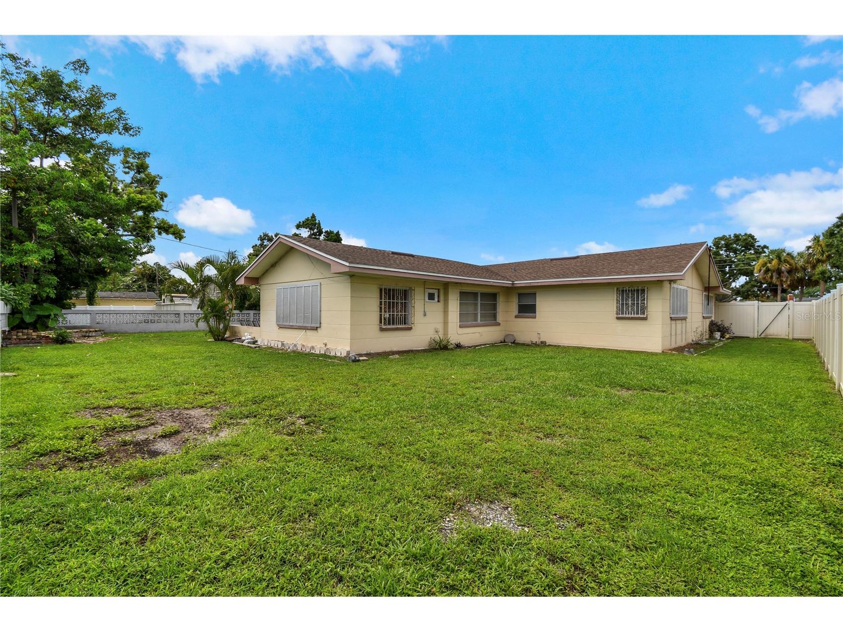 2670 Pinellas Point Drive S Saint Petersburg FL 33712 TB8424324 image9
