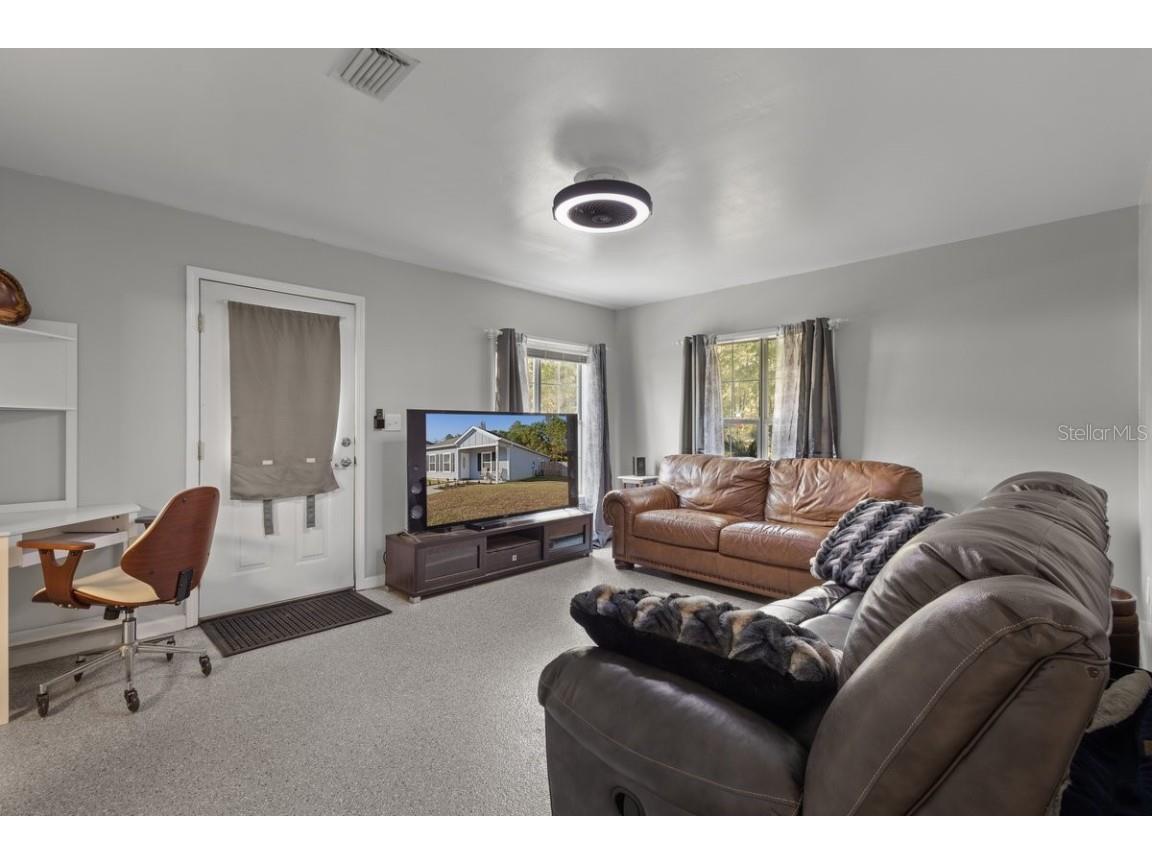 2670 SE 68th Street Gulf Hammock FL 32639 W7881131 image7