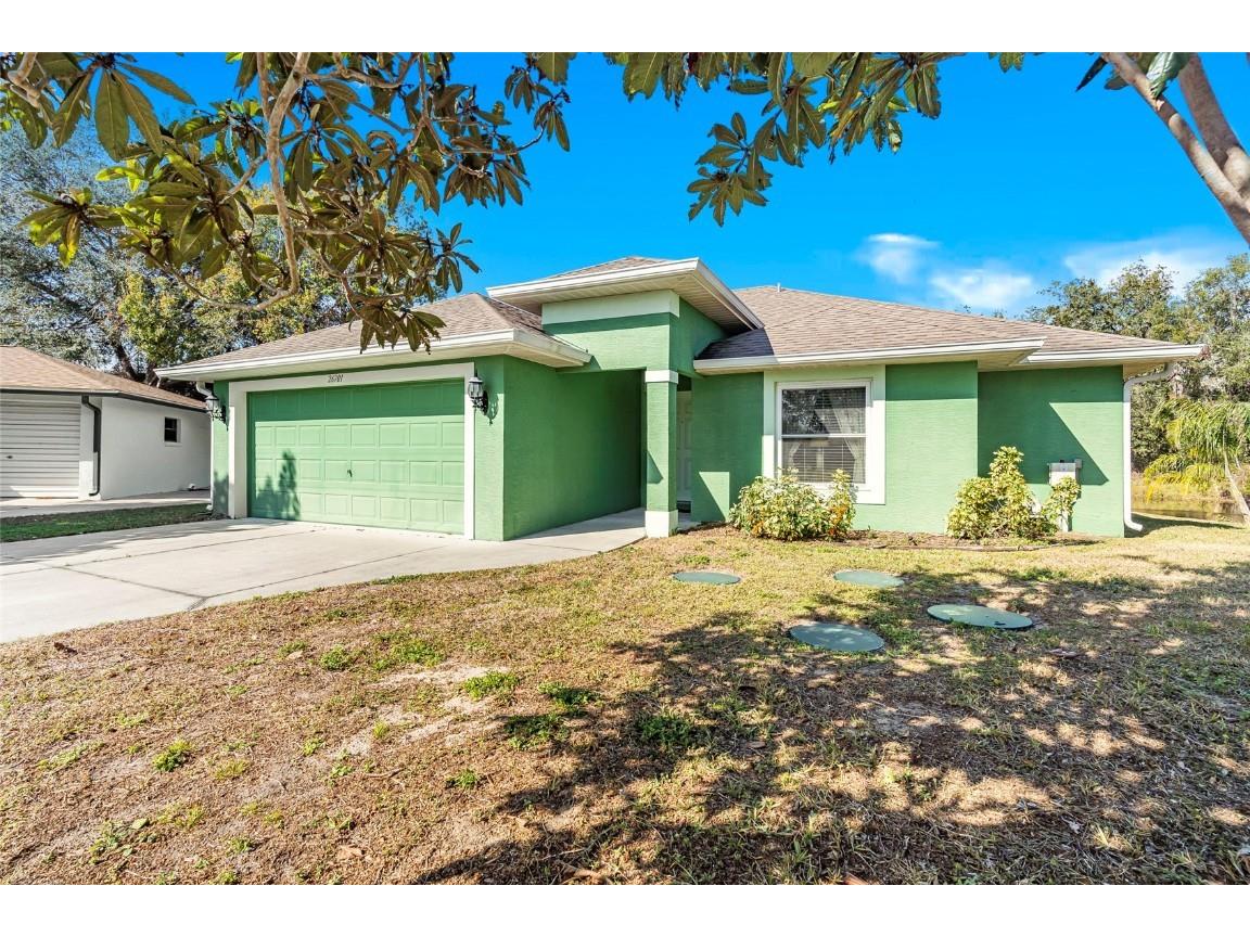 26701 Bimini Drive Tavares FL 32778 - CANAL TO LITTLE LAKE HARRIS G5089226 image1