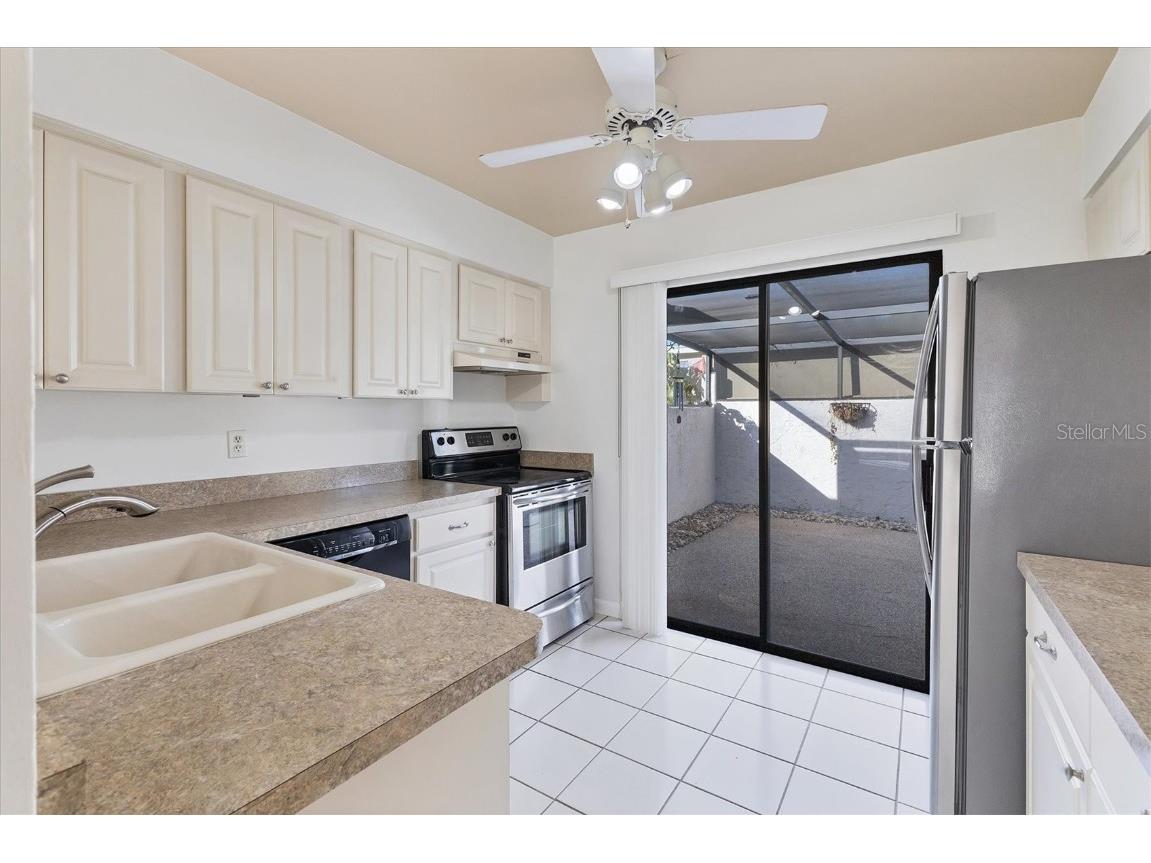 2671 Greenbelt Yard #N2 Sarasota FL 34235 A4666727 image9