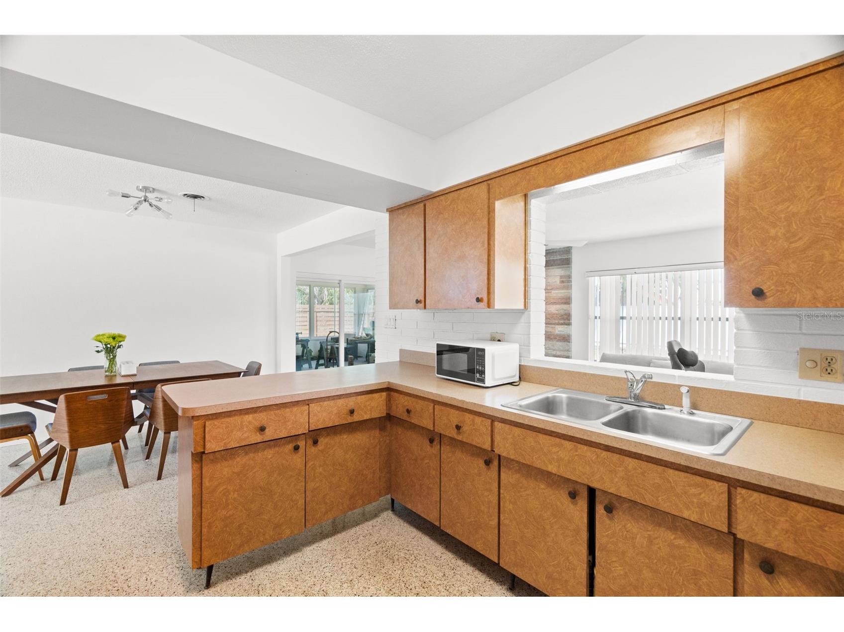 2671 W Bay Isle Drive SE Saint Petersburg FL 33705 TB8502184 image12