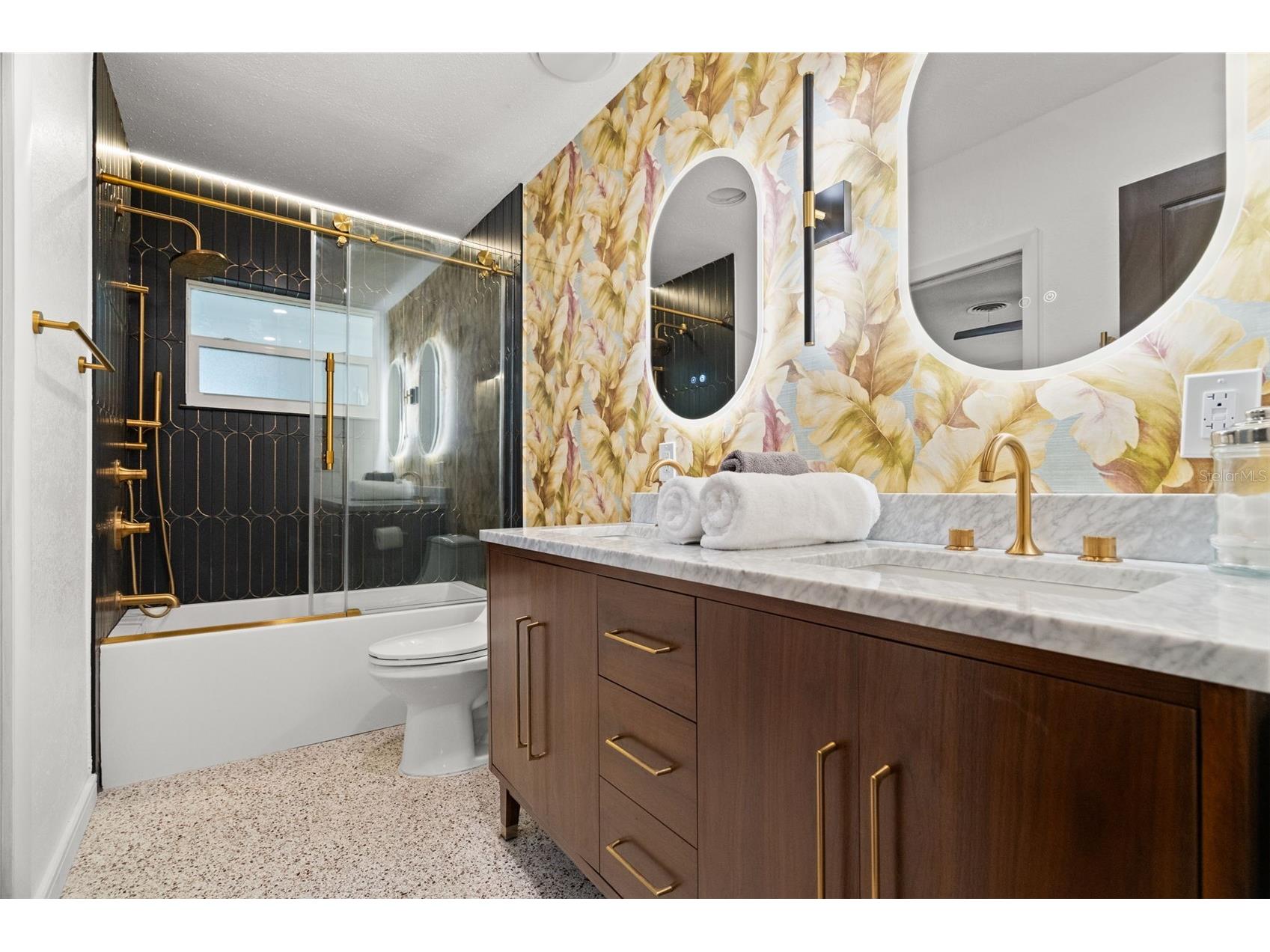 2671 W Bay Isle Drive SE Saint Petersburg FL 33705 TB8502184 image20