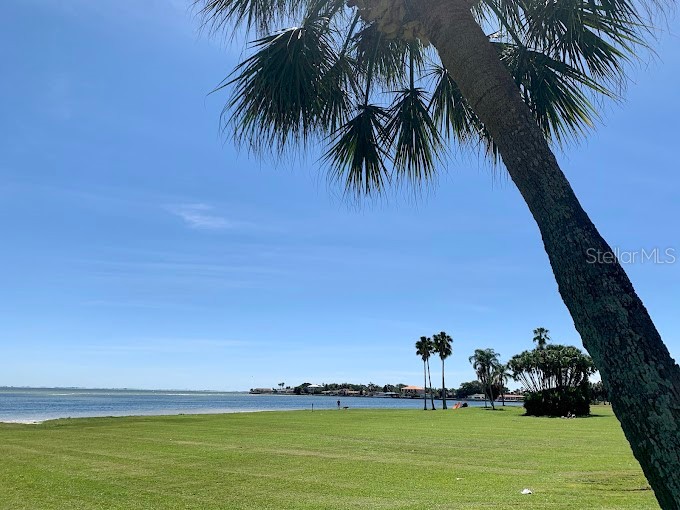 2671 W Bay Isle Drive SE Saint Petersburg FL 33705 TB8502184 image33