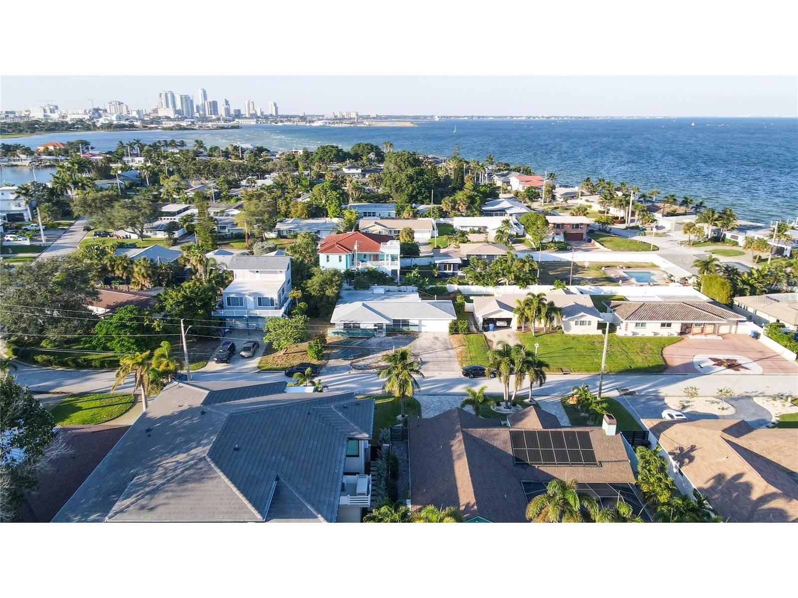 2671 W Bay Isle Drive SE Saint Petersburg FL 33705 TB8502184 image36