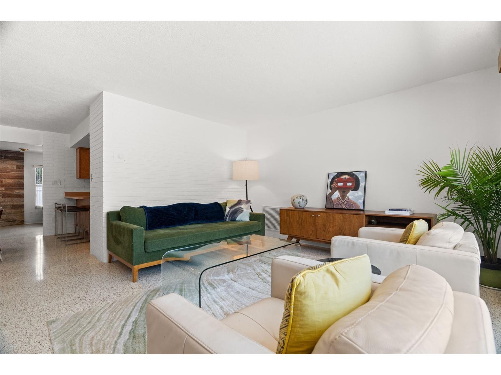 2671 W Bay Isle Drive SE Saint Petersburg FL 33705 TB8502184 image4
