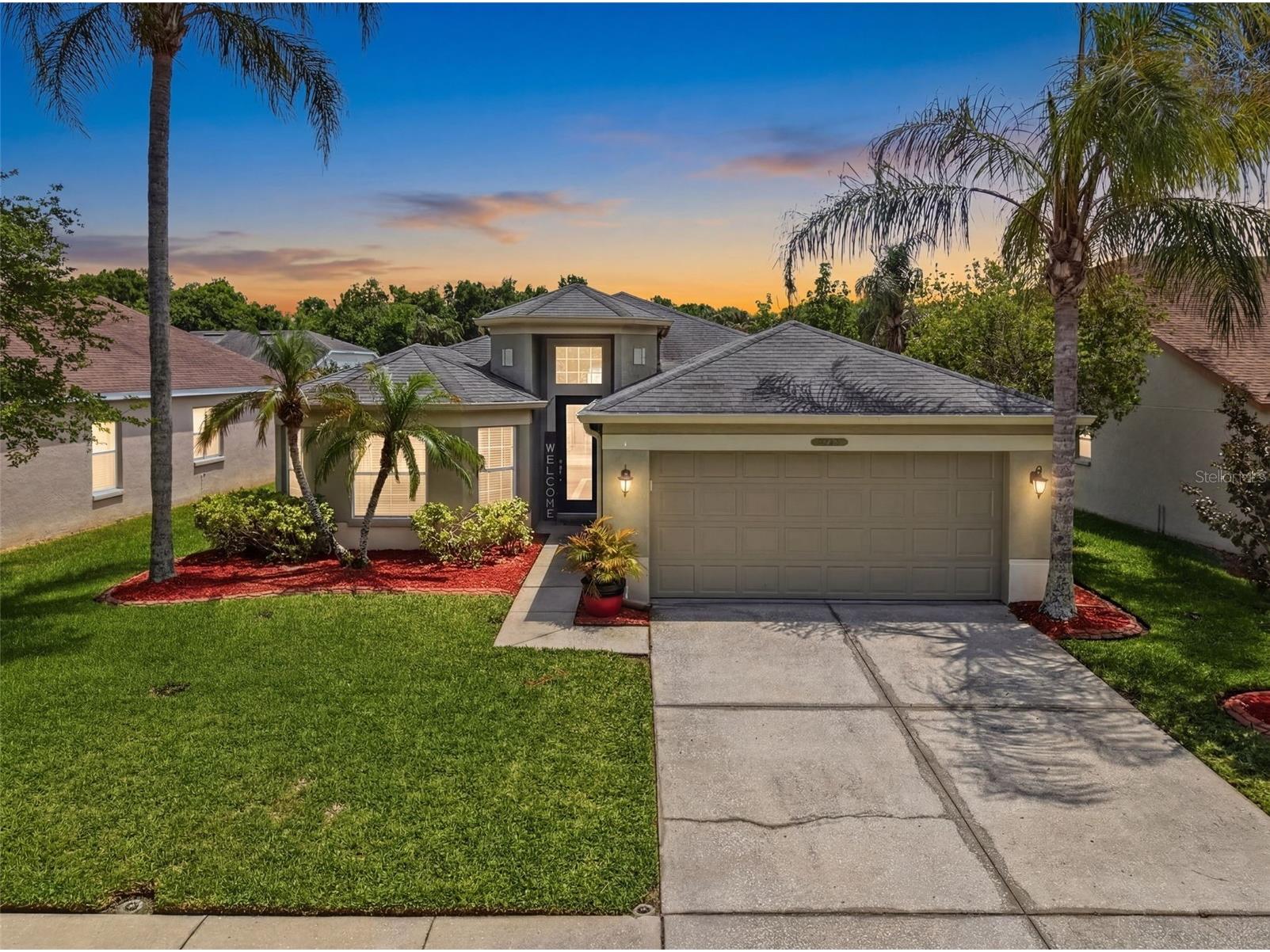 26714 Middleground Loop Wesley Chapel FL 33544 W7885488 image1