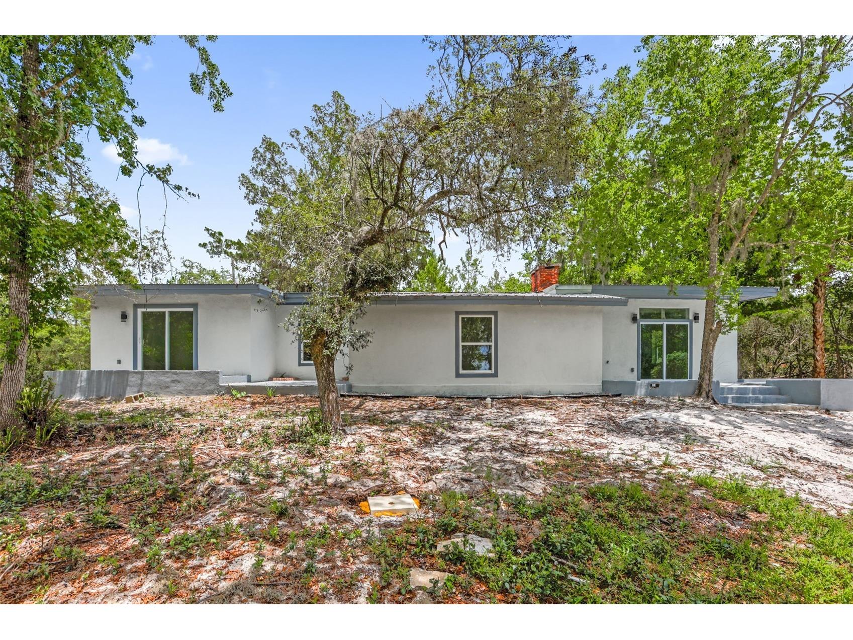 26716 Fishermans Road Paisley FL 32767 - South Lake O6409833 image1