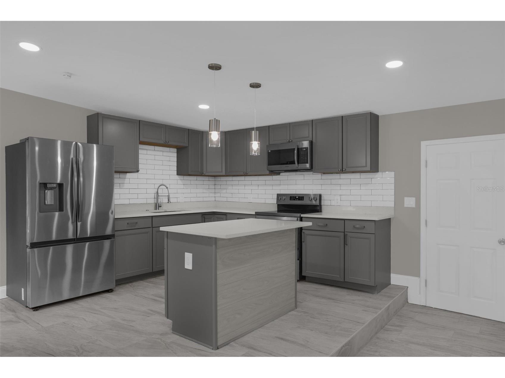 26716 Fishermans Road Paisley FL 32767 - South Lake O6409833 image5