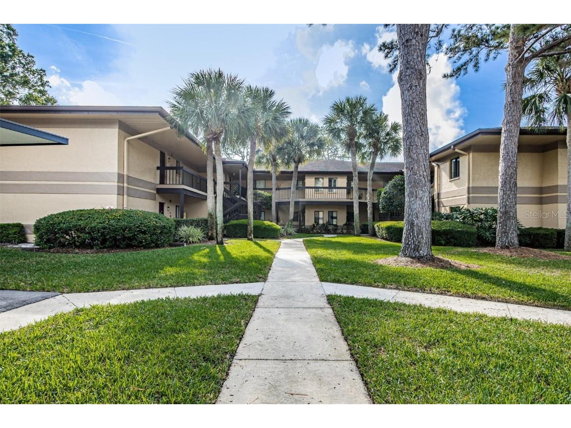 2673 Sabal Springs Circle #105 Clearwater FL 33761 U8196700 image1