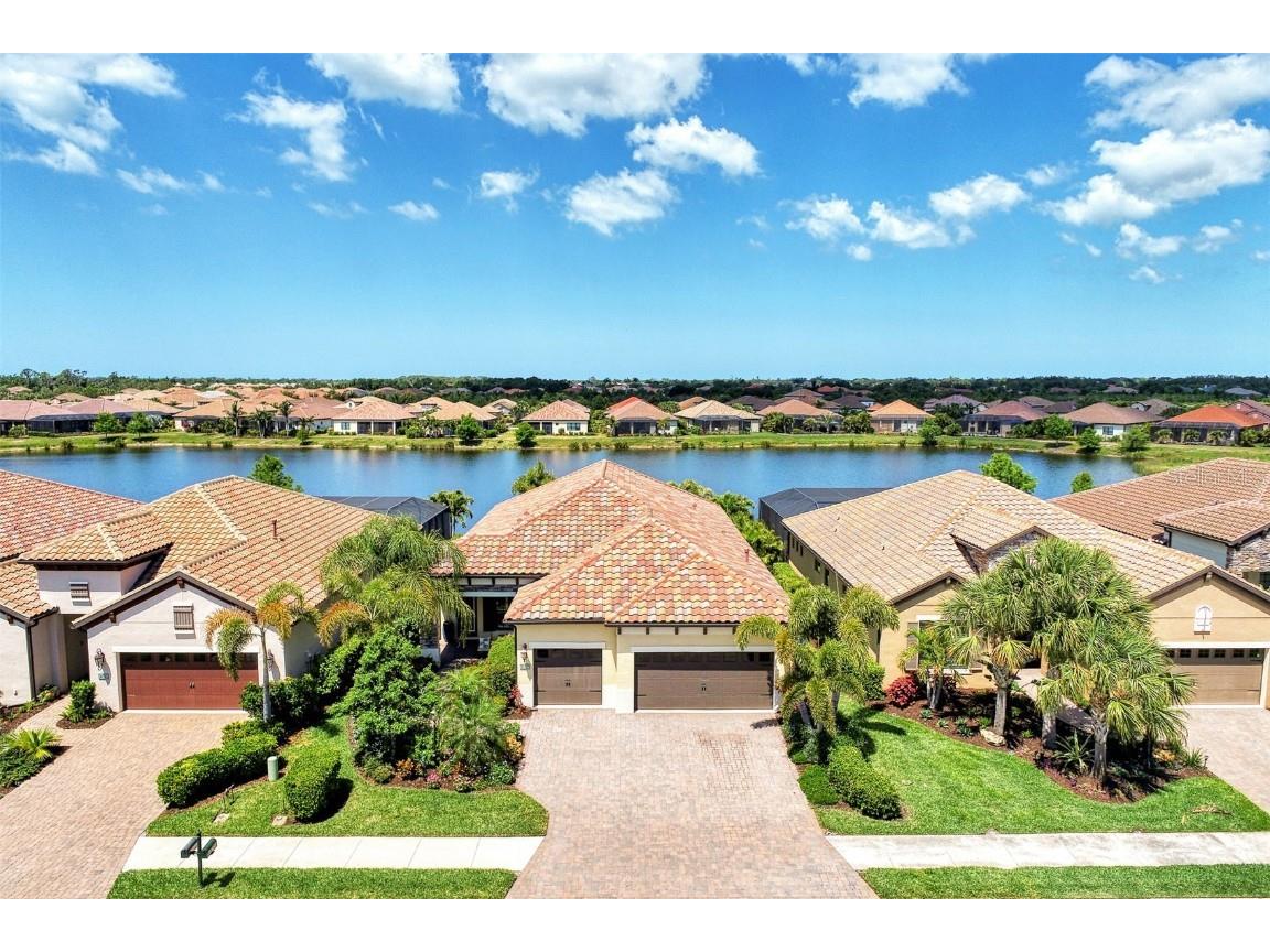 26737 Weiskopf Drive Englewood FL 34223 D6136369 image1