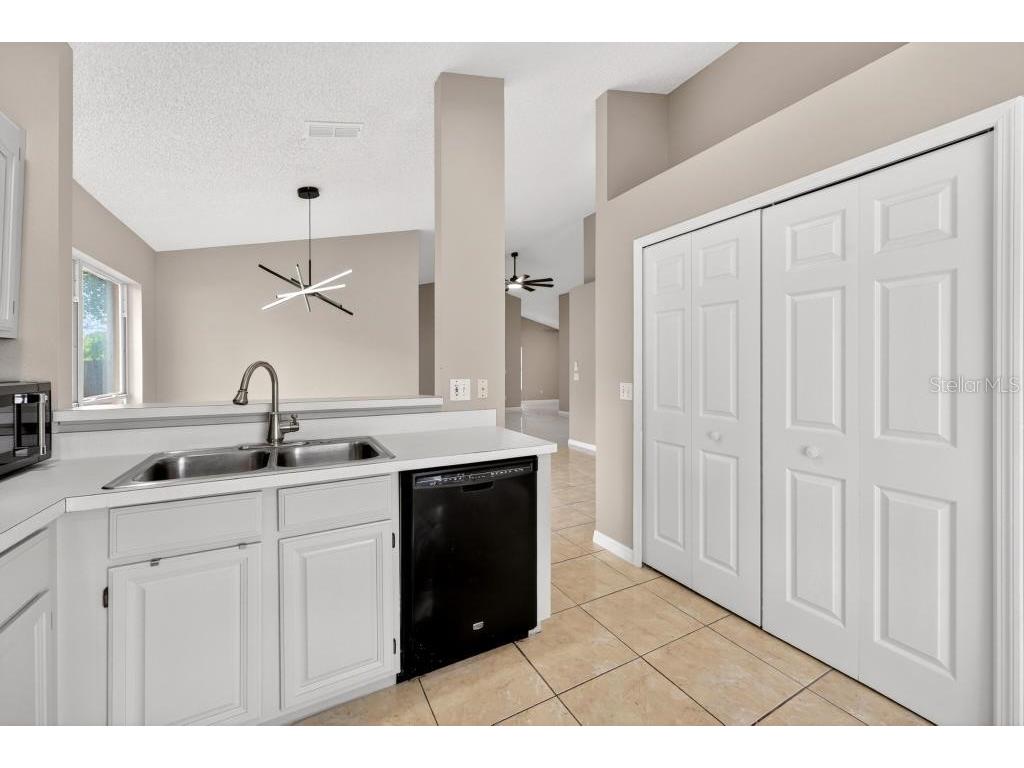 2674 Newbolt Drive Orlando FL 32817 O6416094 image10
