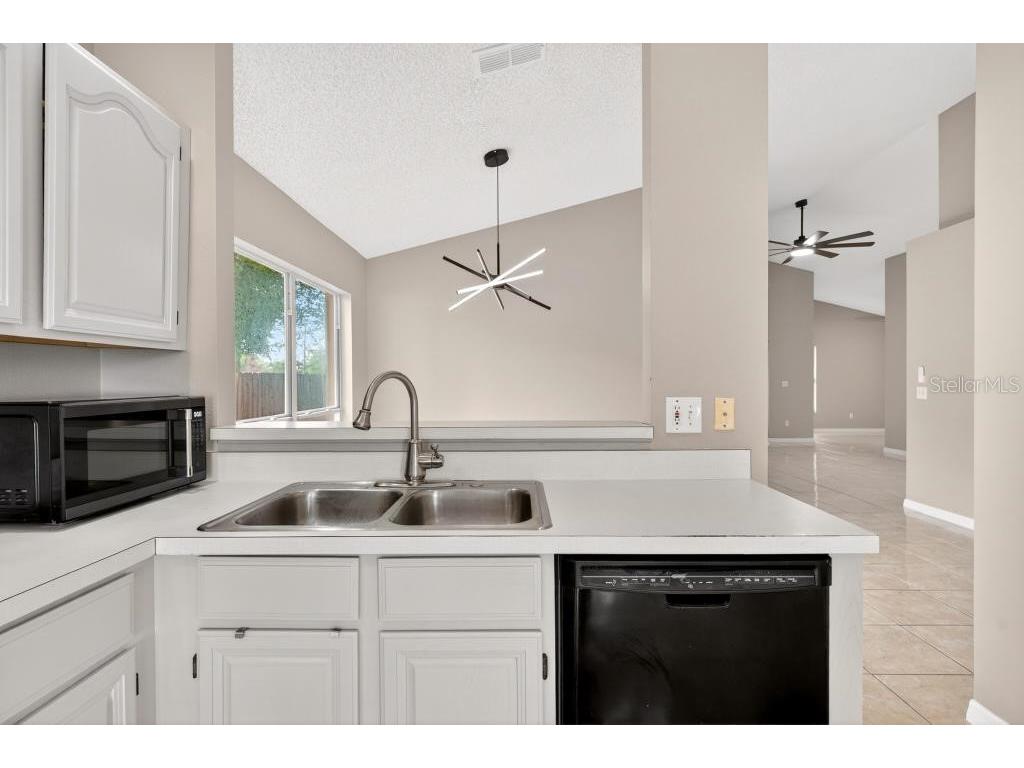 2674 Newbolt Drive Orlando FL 32817 O6416094 image24