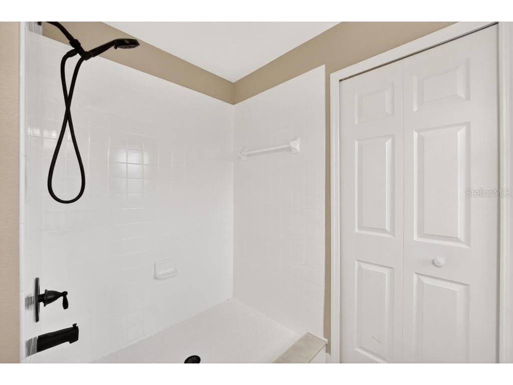 2674 Newbolt Drive Orlando FL 32817 O6416094 image43