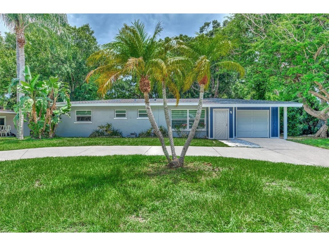 2674 Novus Place Sarasota FL 34237 A4617037 image1
