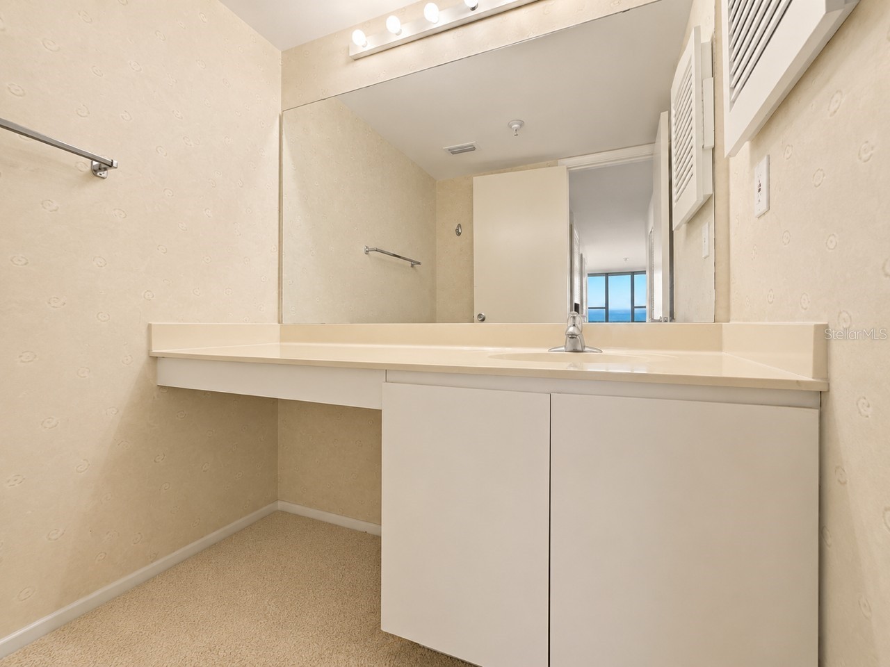 2675 Gulf Of Mexico Drive #203 Longboat Key FL 34228 A4700908 image13