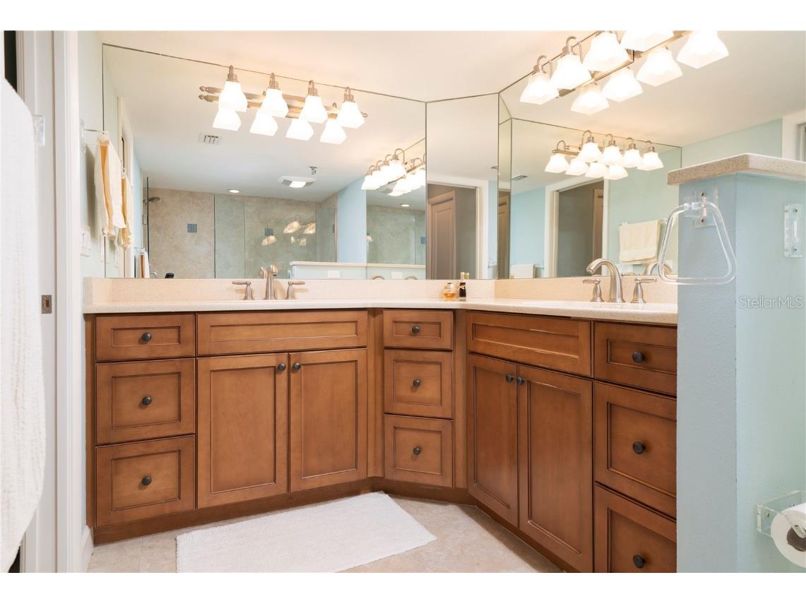 2675 Gulf Of Mexico Drive #204 Longboat Key FL 34228 C7491039 image29