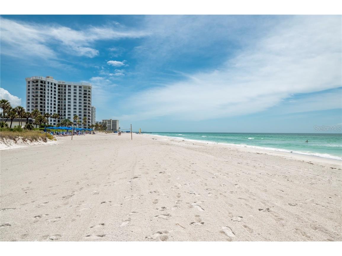 2675 Gulf Of Mexico Drive #204 Longboat Key FL 34228 C7491039 image4