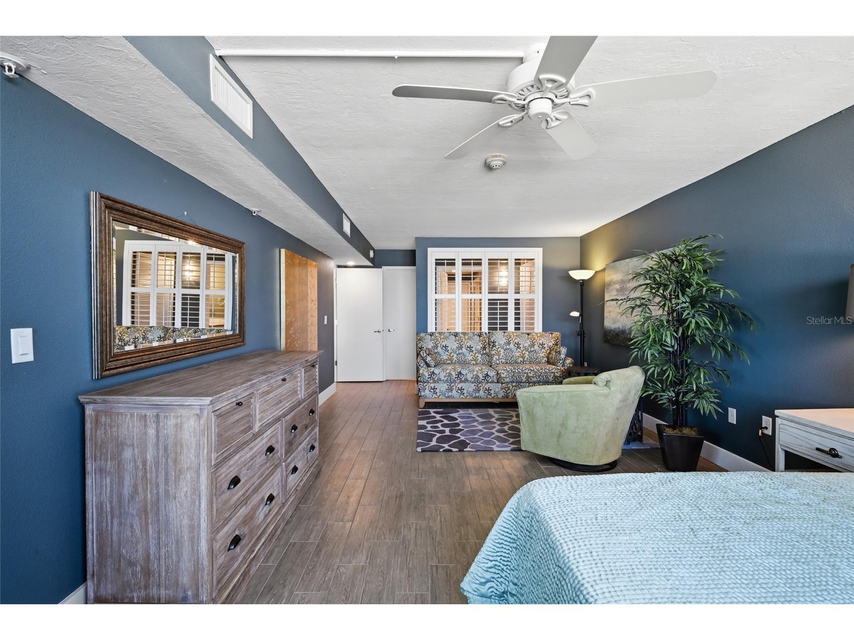 2675 Gulf Of Mexico Drive #303 Longboat Key FL 34228 A4693865 image19