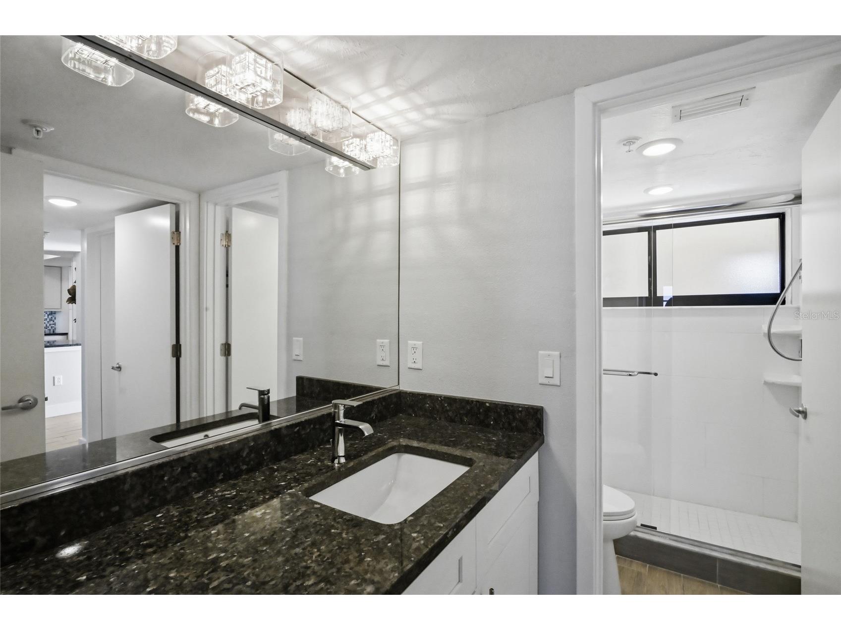 2675 Gulf Of Mexico Drive #303 Longboat Key FL 34228 A4693865 image24