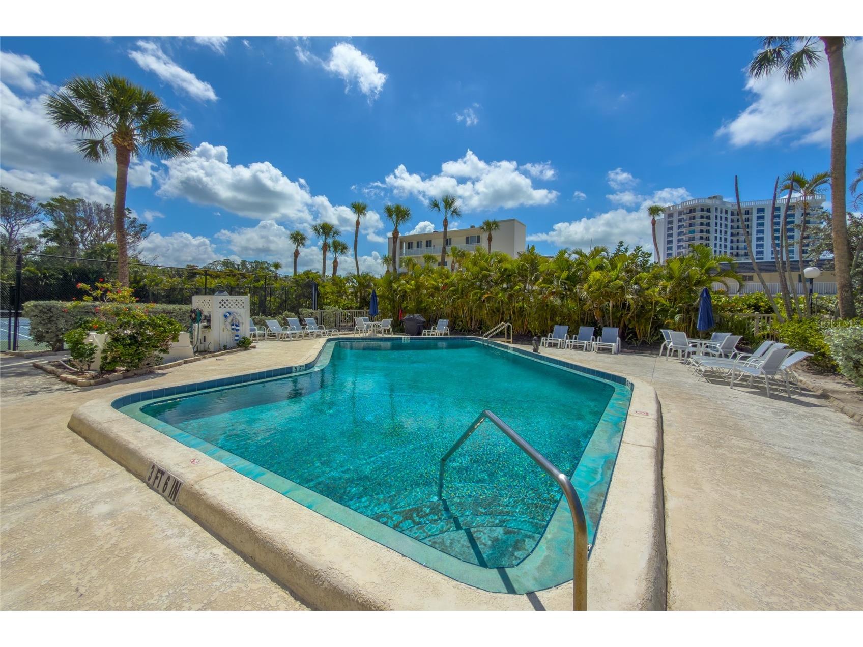 2675 Gulf Of Mexico Drive #303 Longboat Key FL 34228 A4693865 image28