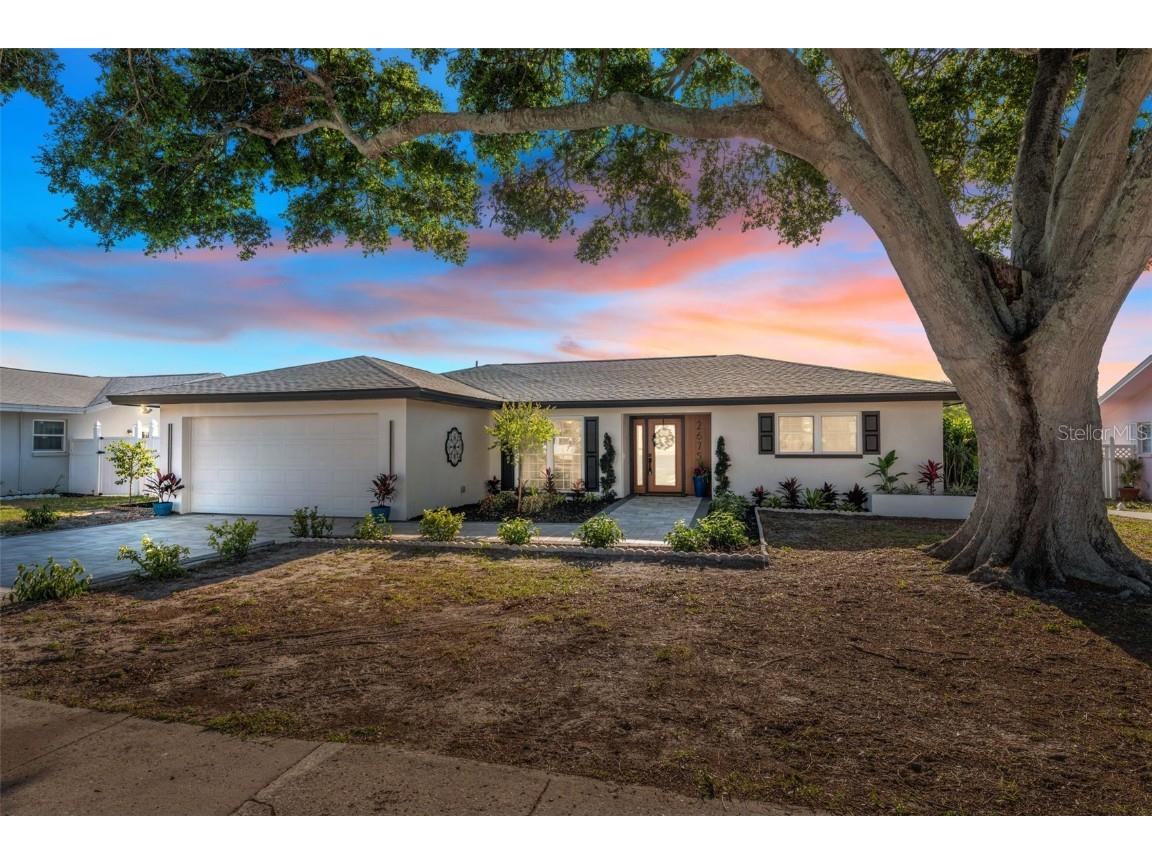 2675 Pinewood Drive Dunedin FL 34698 TB8365288 image1