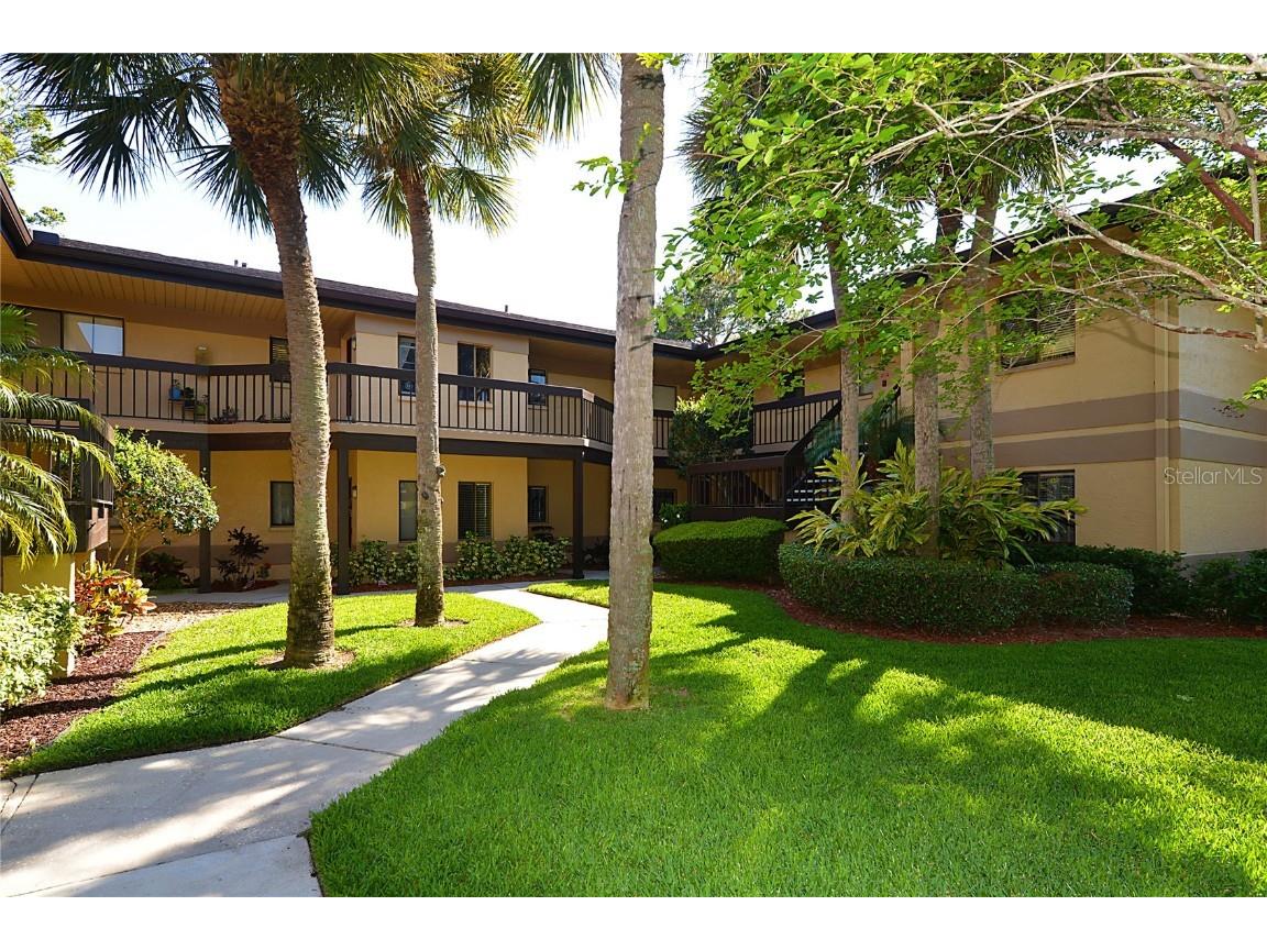 2675 Sabal Springs Circle #105 Clearwater FL 33761 U8196465 image1