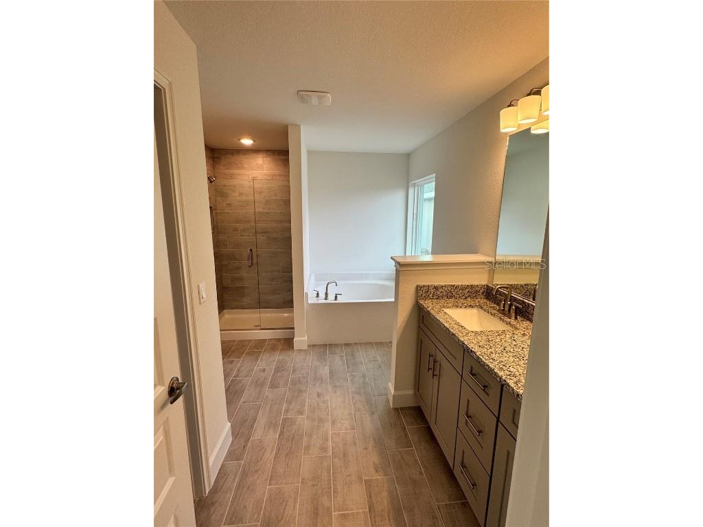 2676 Averland Loop North Port FL 34287 A4636759 image5