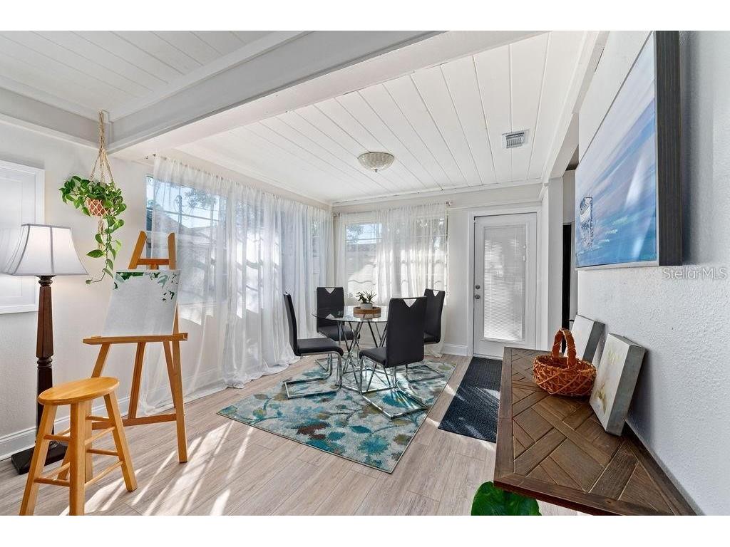 2676 Martin Street Sarasota FL 34237 A4693424 image11