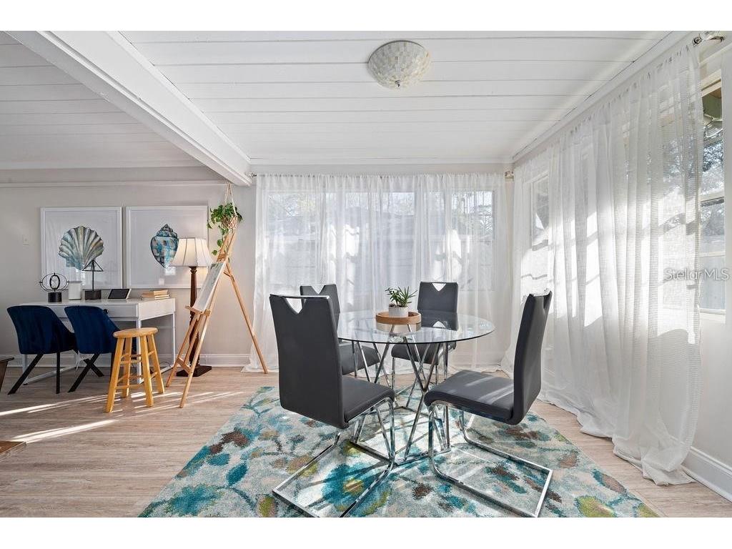 2676 Martin Street Sarasota FL 34237 A4693424 image17