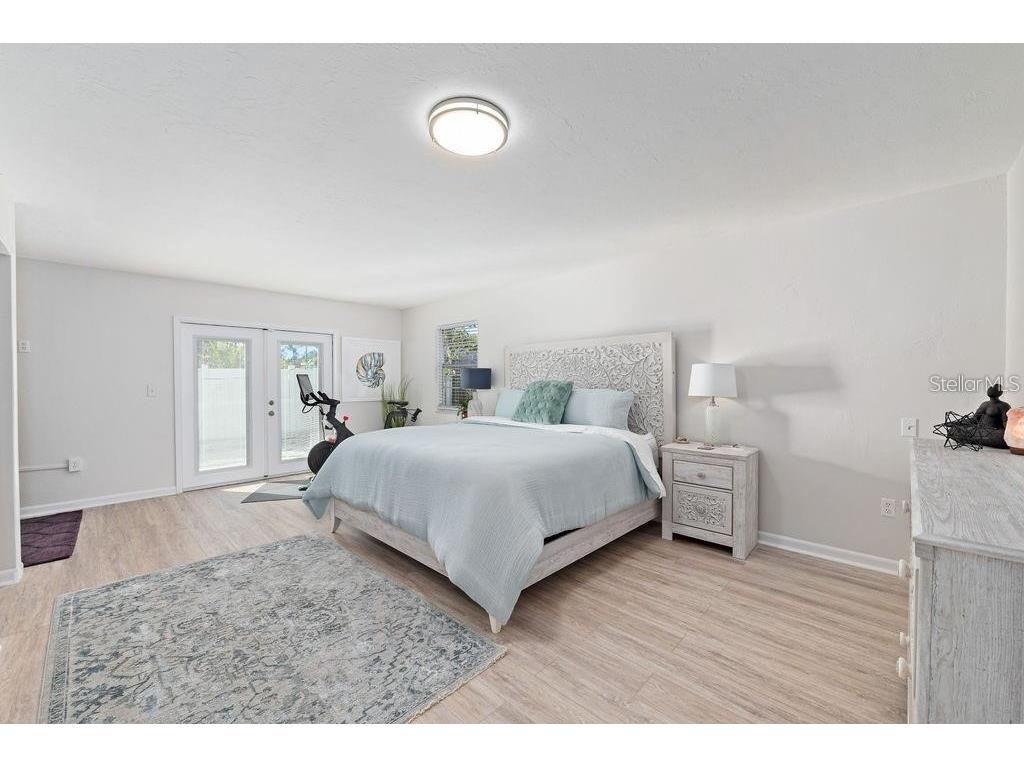 2676 Martin Street Sarasota FL 34237 A4693424 image19