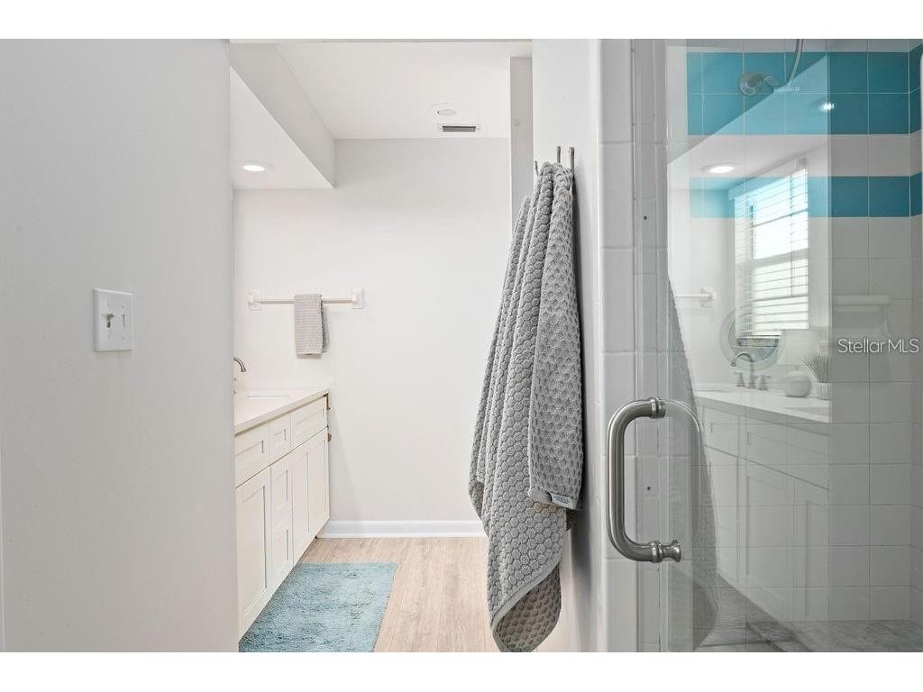 2676 Martin Street Sarasota FL 34237 A4693424 image24