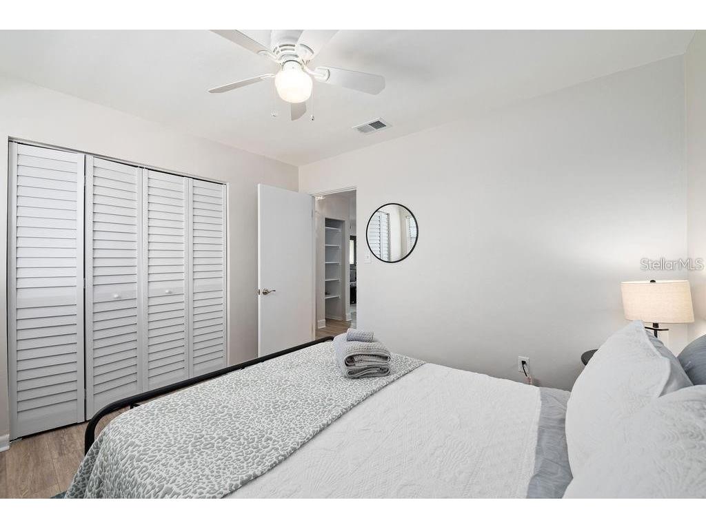 2676 Martin Street Sarasota FL 34237 A4693424 image32
