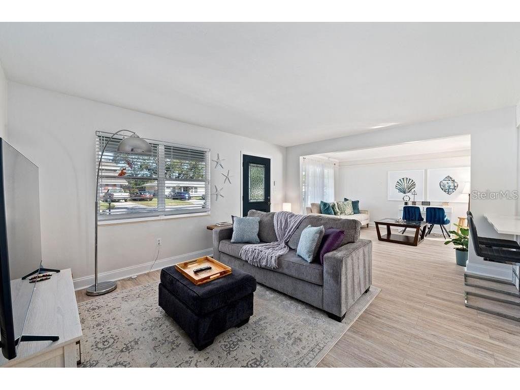 2676 Martin Street Sarasota FL 34237 A4693424 image6