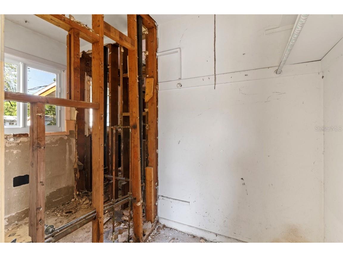 2677 Martin Street Sarasota FL 34237 C7507945 image24