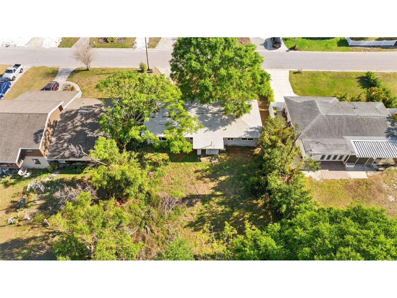 2677 Martin Street Sarasota FL 34237 C7507945 image33