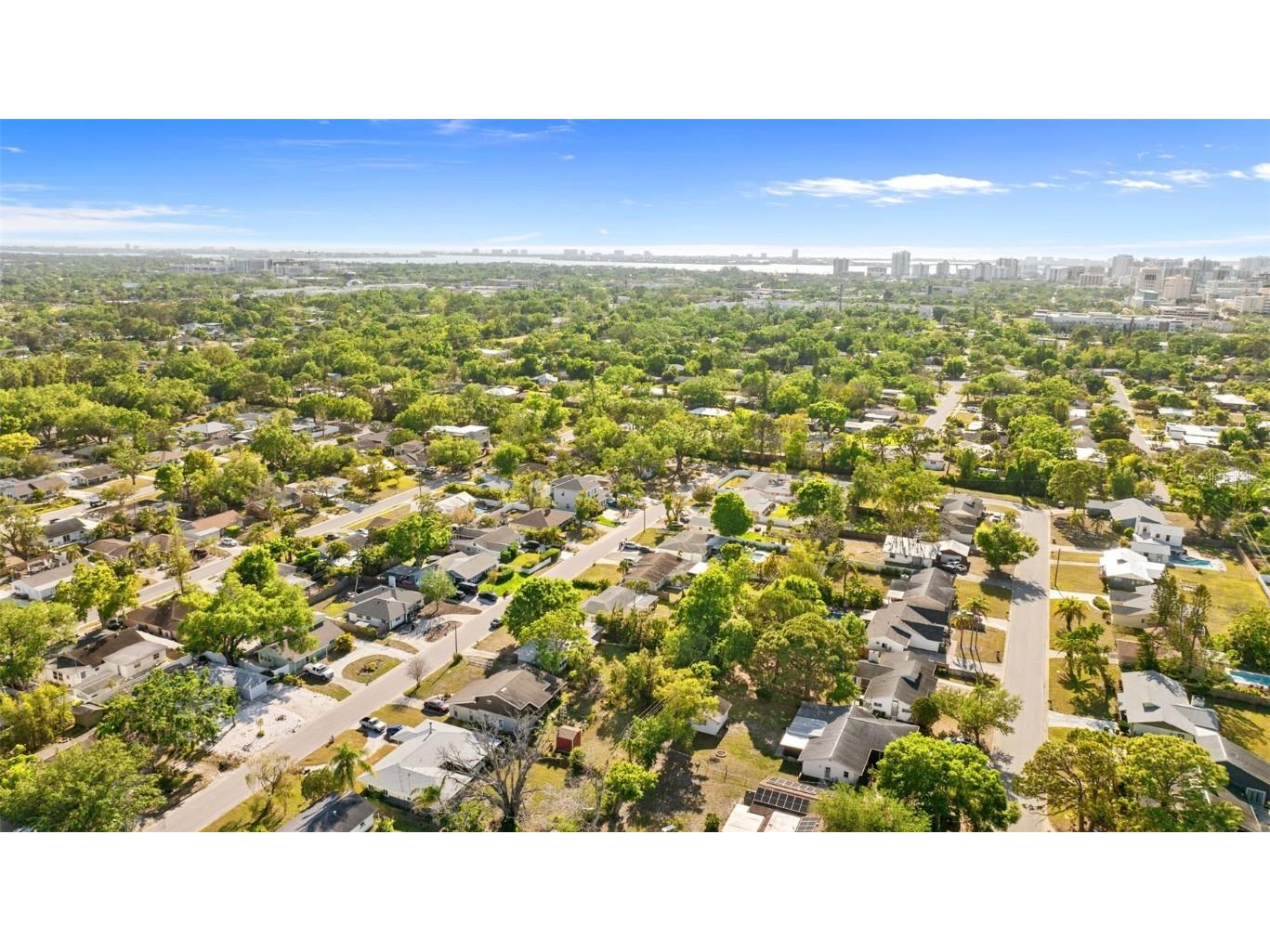 2677 Martin Street Sarasota FL 34237 C7507945 image36