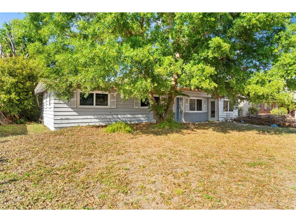 2677 Martin Street Sarasota FL 34237 C7507945 image5