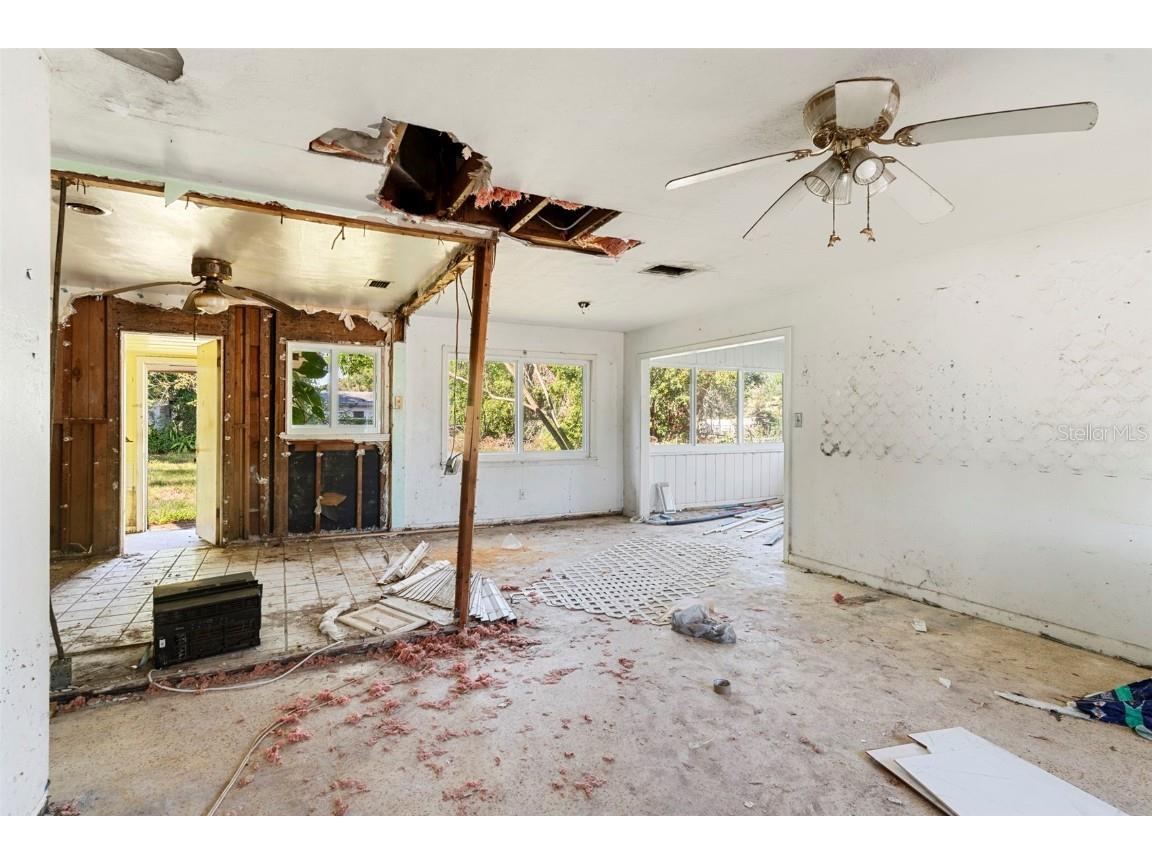 2677 Martin Street Sarasota FL 34237 C7507945 image8