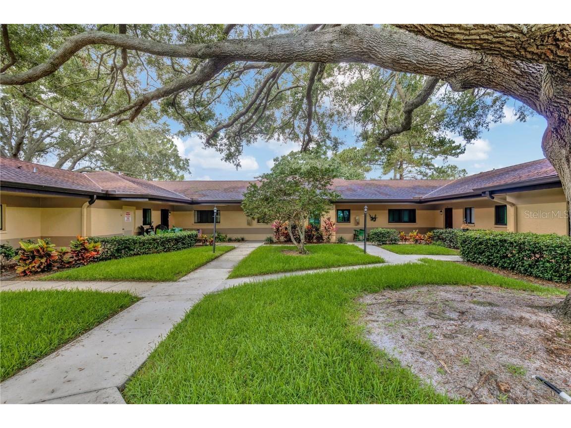 2677 Sabal Springs Circle #D103 Clearwater FL 33761 U8205470 image1