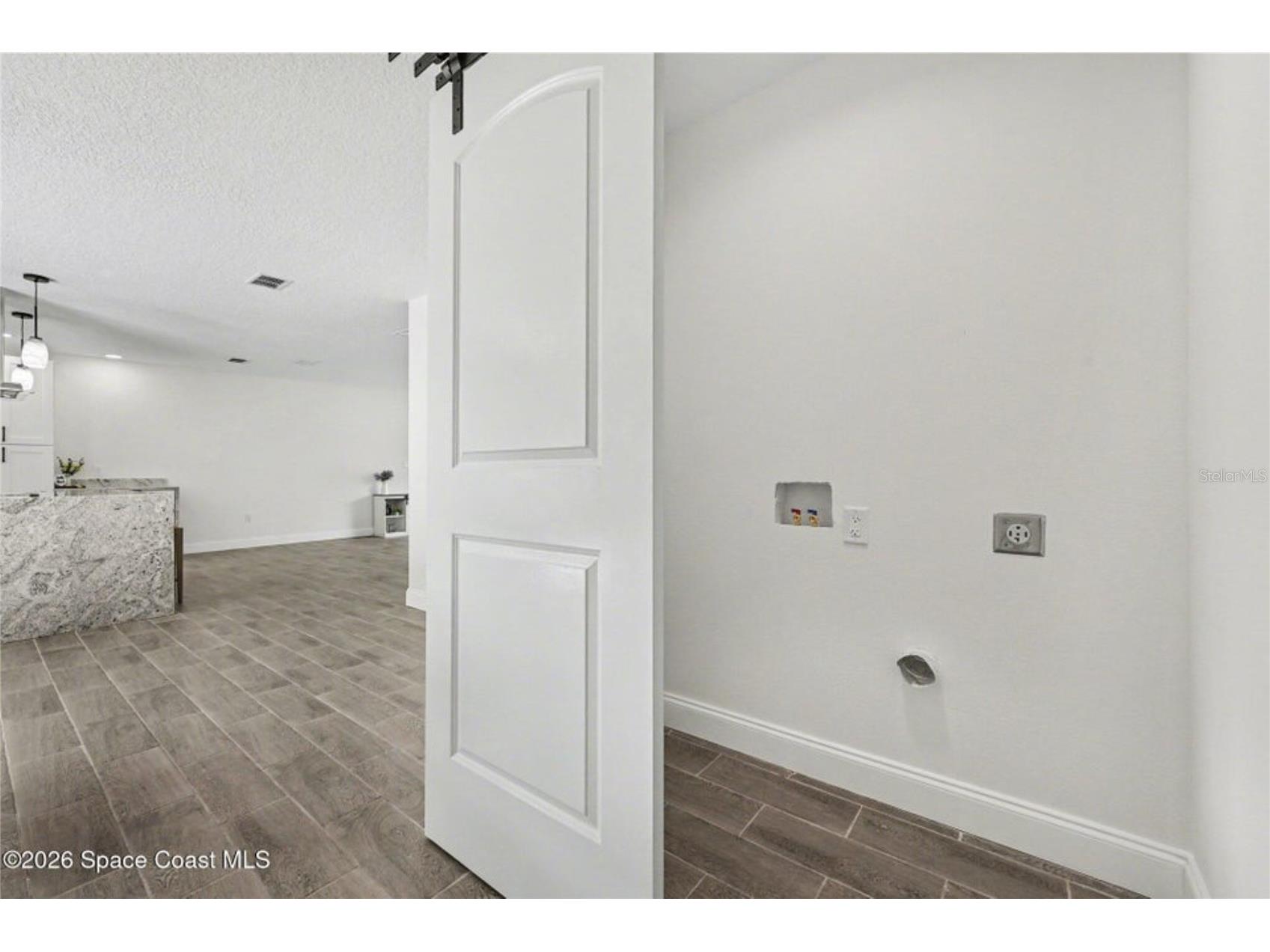 2678 Pine Avenue Mims FL 32754 O6401968 image23
