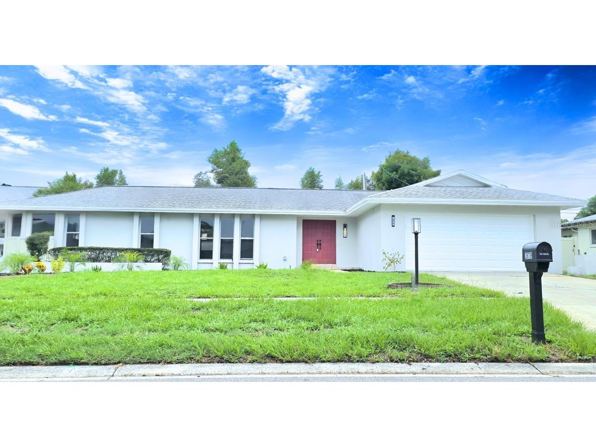 2678 Pinewood Drive Dunedin FL 34698 A4616918 image1