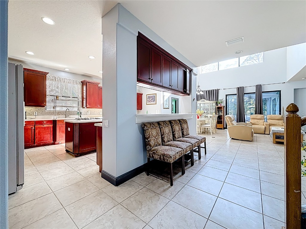 2679 Lakebreeze Lane S Clearwater FL 33759 TB8457253 image9