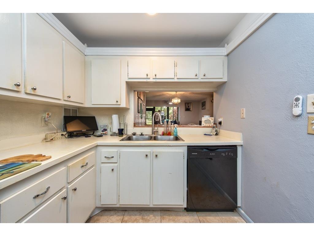 2679 Sabal Springs Circle #102 Clearwater FL 33761 TB8427004 image12