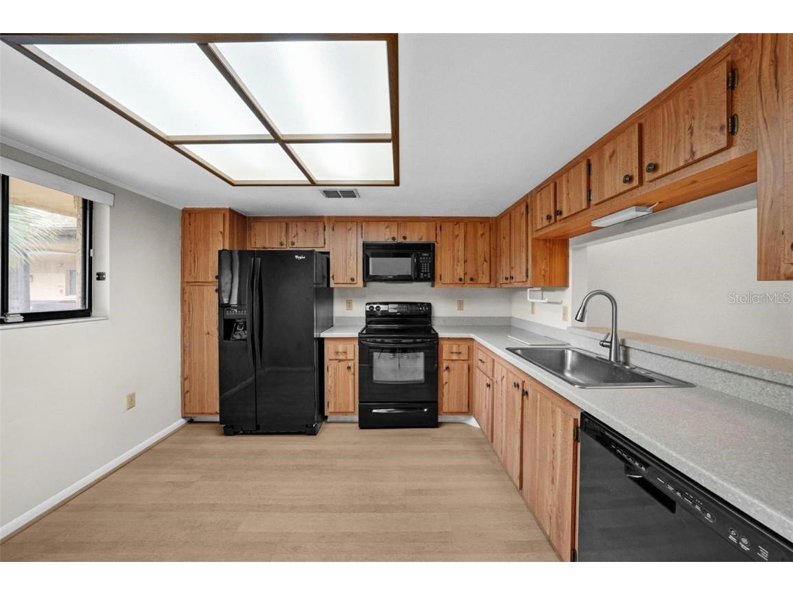 2679 Sabal Springs Circle #203 Clearwater FL 33761 TB8423852 image5