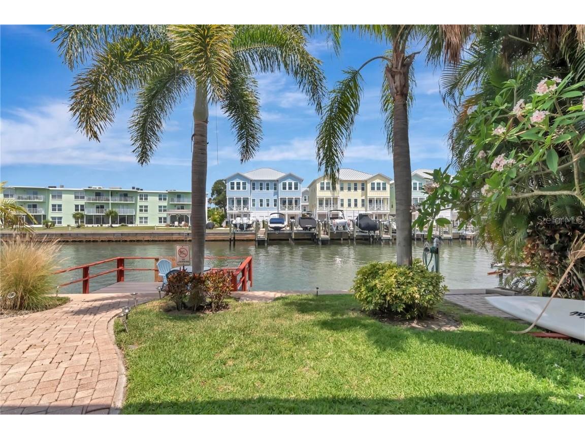 2679 St Josephs Drive E #B Dunedin FL 34698 T3437626 image1