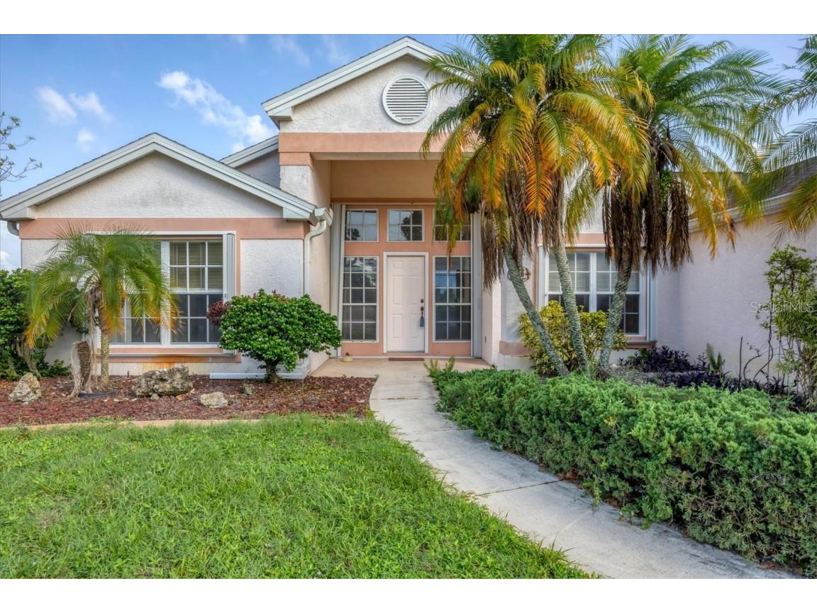268 Broadmoor Lane Rotonda West FL 33947 - BROADMOOR WATERWAY D6138538 image1