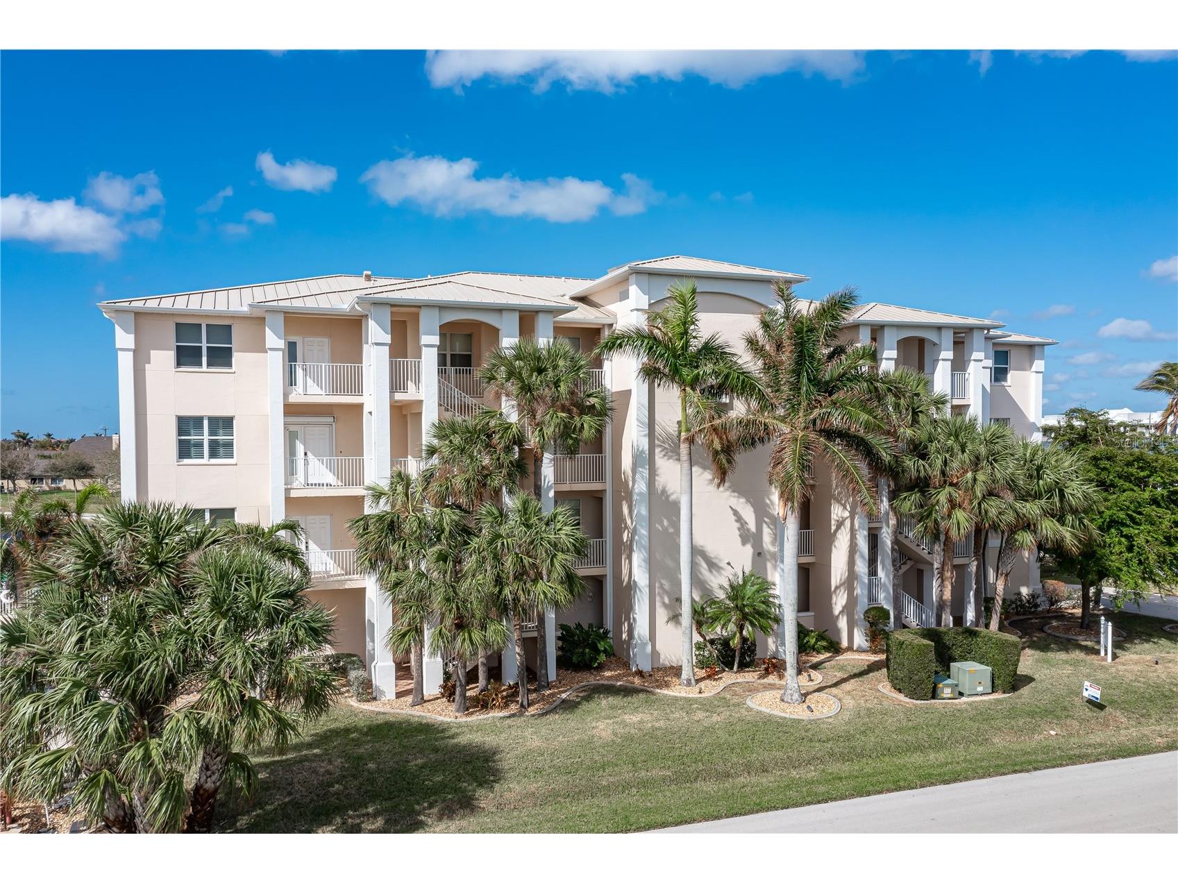 268 Lewis Circle #132 Punta Gorda FL 33950 C7515050 image2