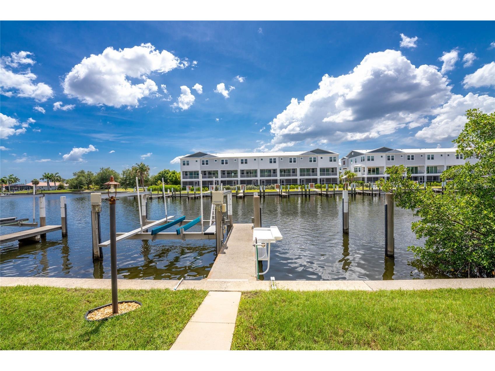 268 Lewis Circle #143 Punta Gorda FL 33950 C7526564 image61